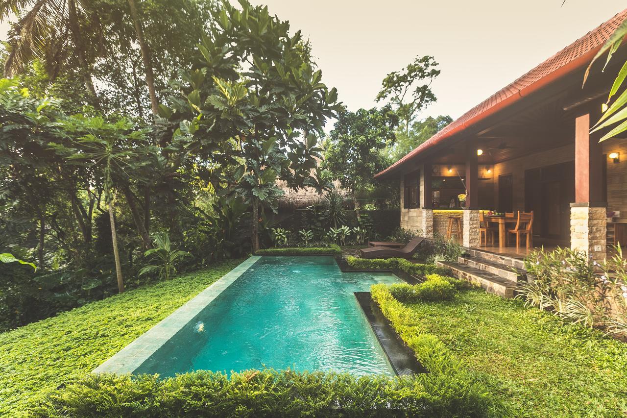 A Priori Villa Ubud Exteriör bild