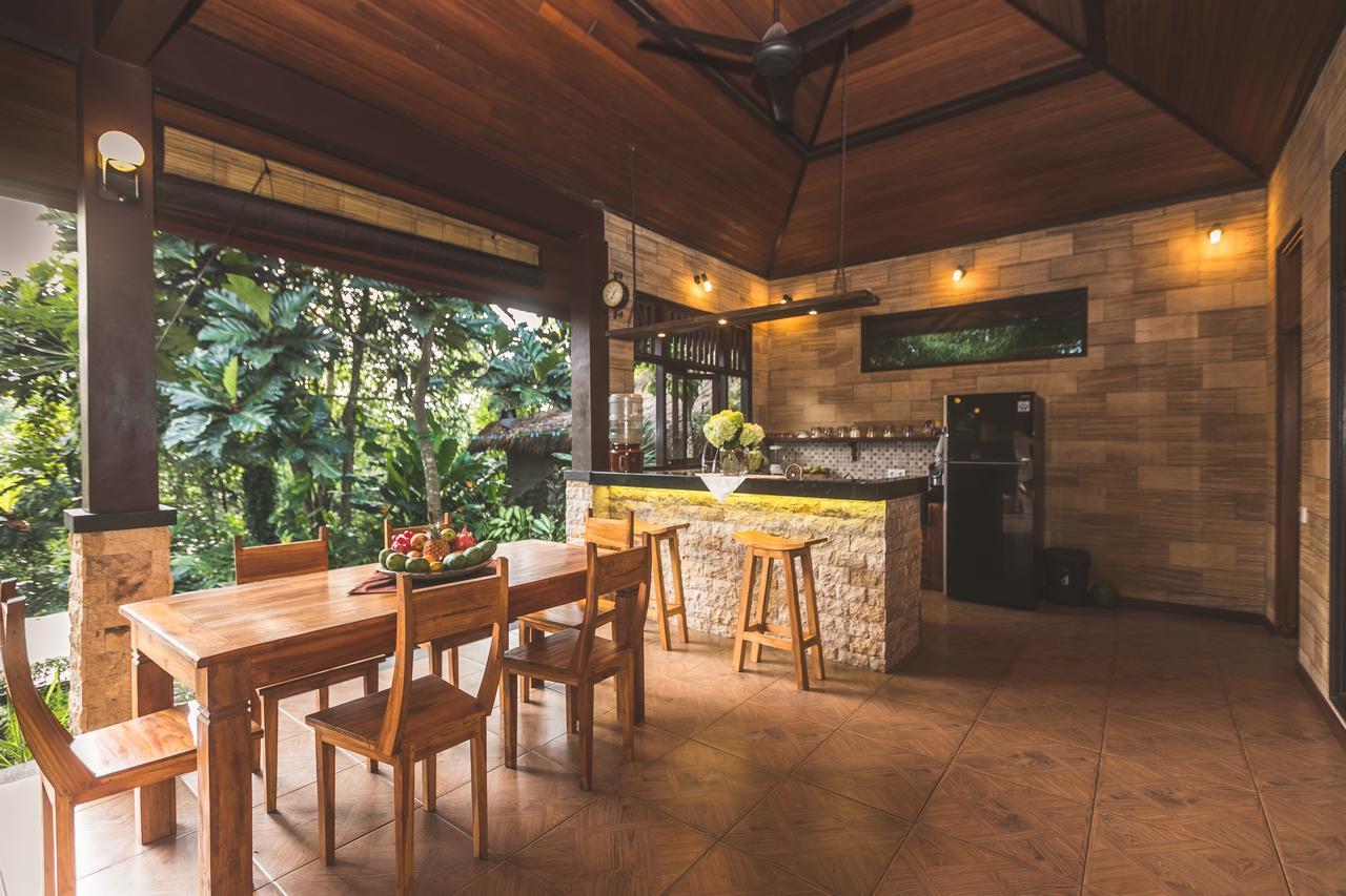 A Priori Villa Ubud Exteriör bild